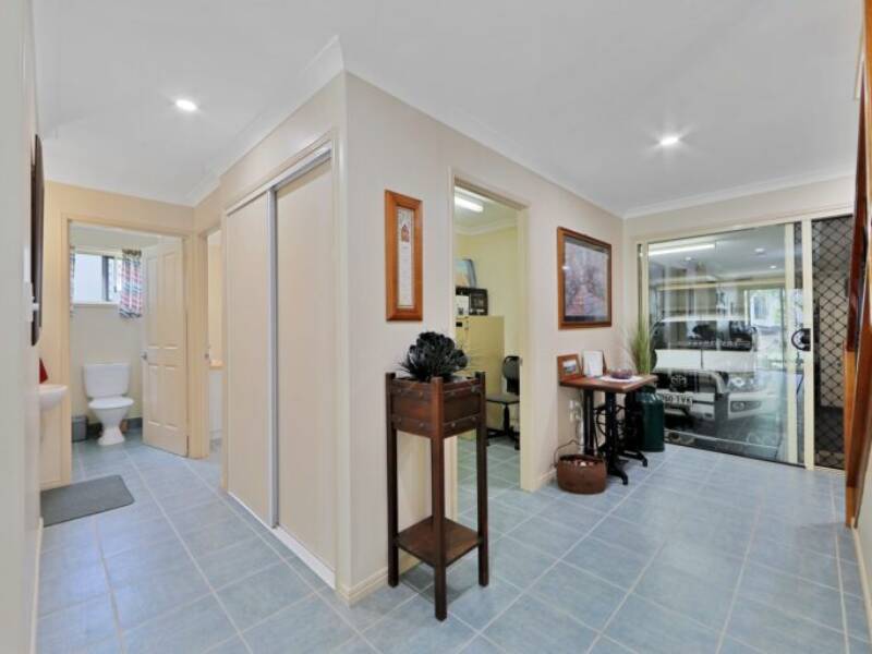 12 Moreton Street, Toogoom, 4655