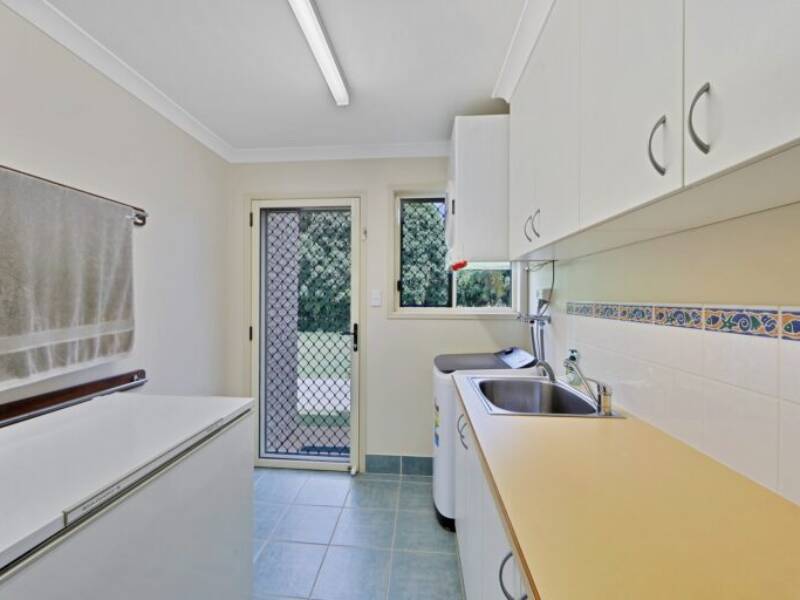 12 Moreton Street, Toogoom, 4655