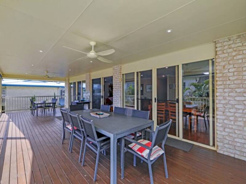 12 Moreton Street, Toogoom, 4655