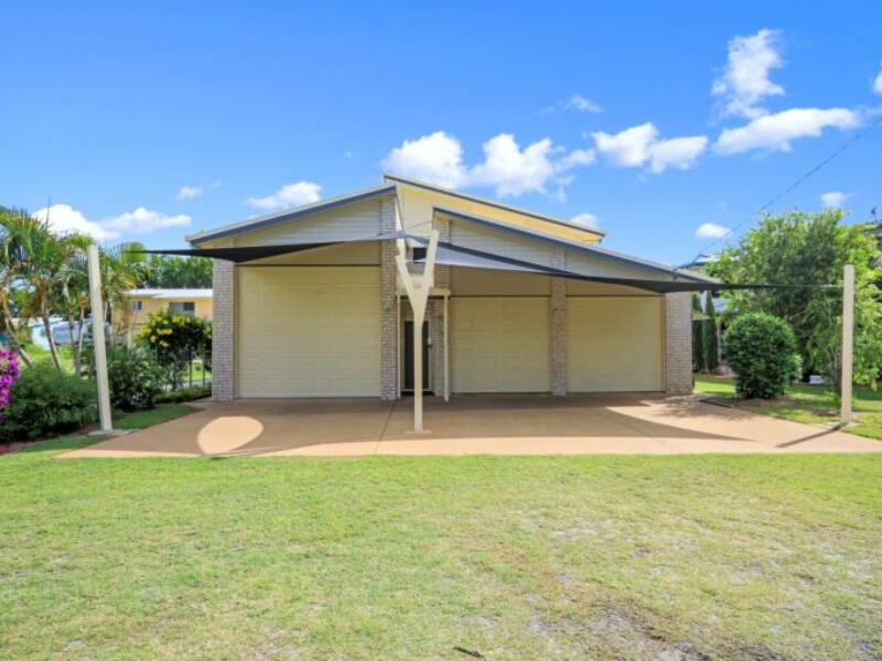 12 Moreton Street, Toogoom, 4655