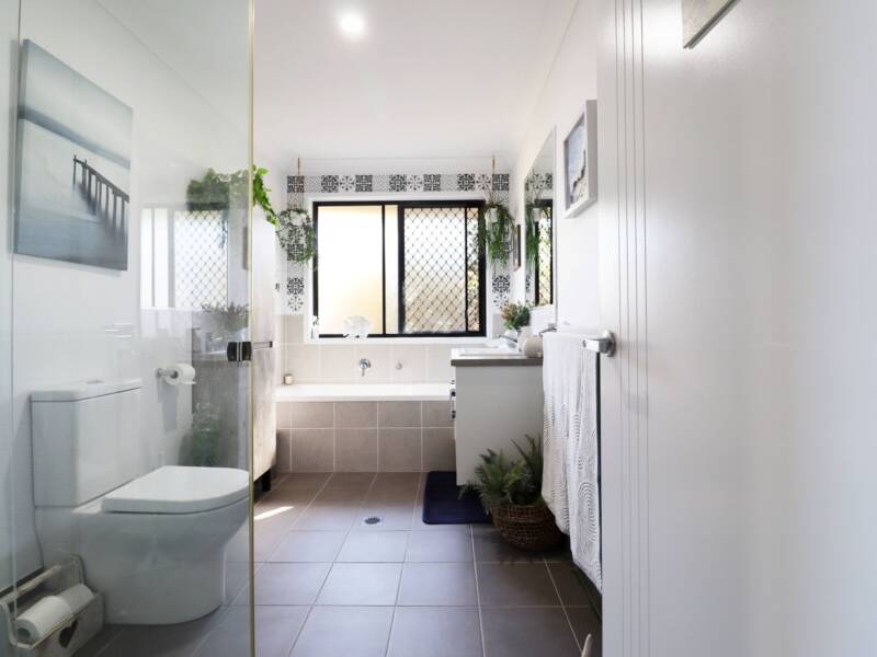 9 Castaway Court, Toogoom, QLD 4655