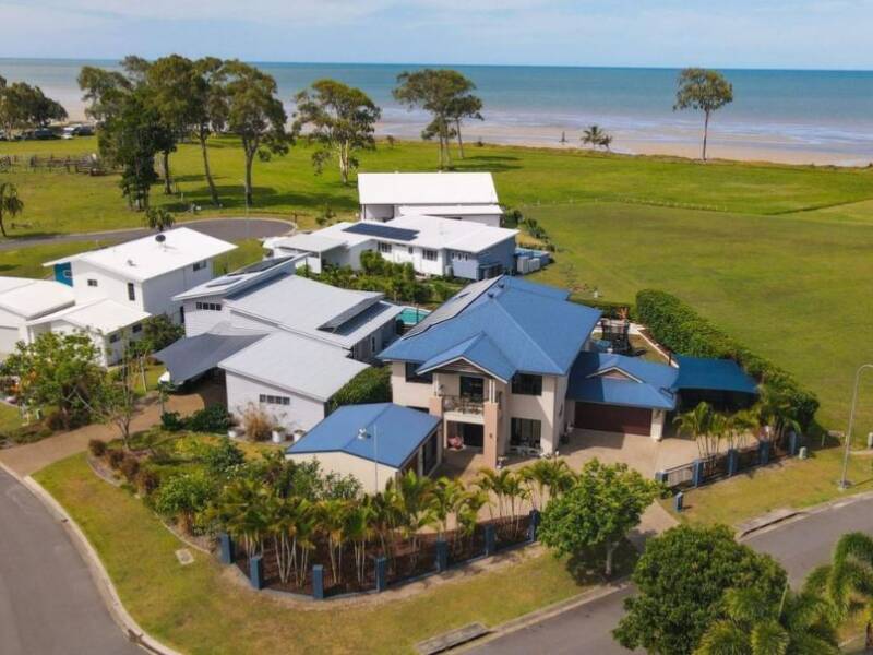 2 Pavilion Ct, Burrum Heads,  4659