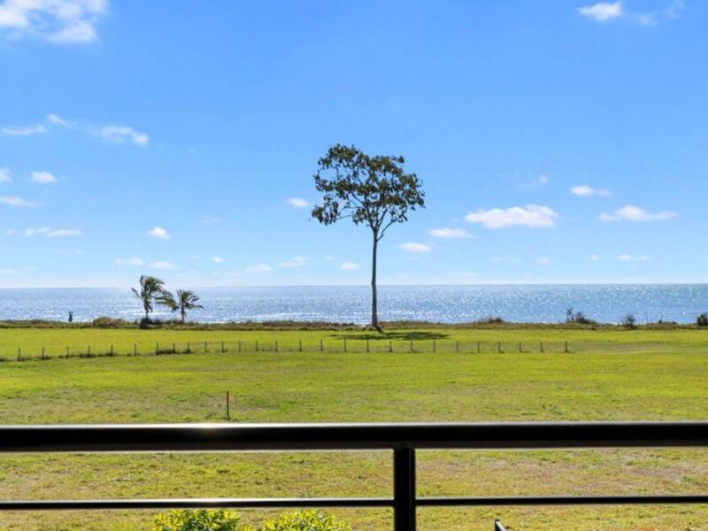 2 Pavilion Ct, Burrum Heads,  4659