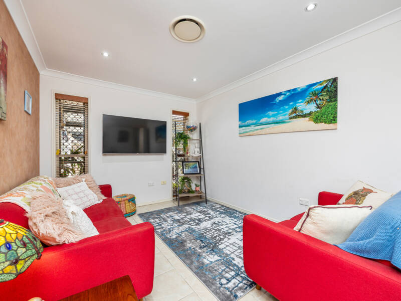 4 Louise Dr, Burrum Heads, QLD 4659