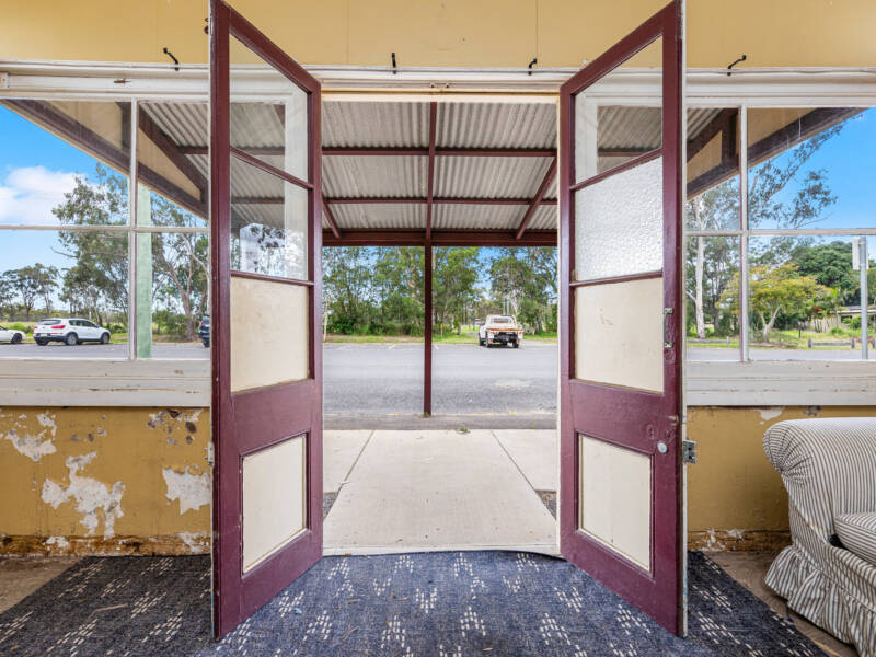 14 Robertson Street, Torbanlea,  4665