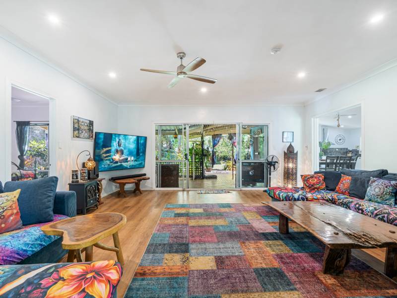 340 Oregan Creek Road, Toogoom, QLD 4655