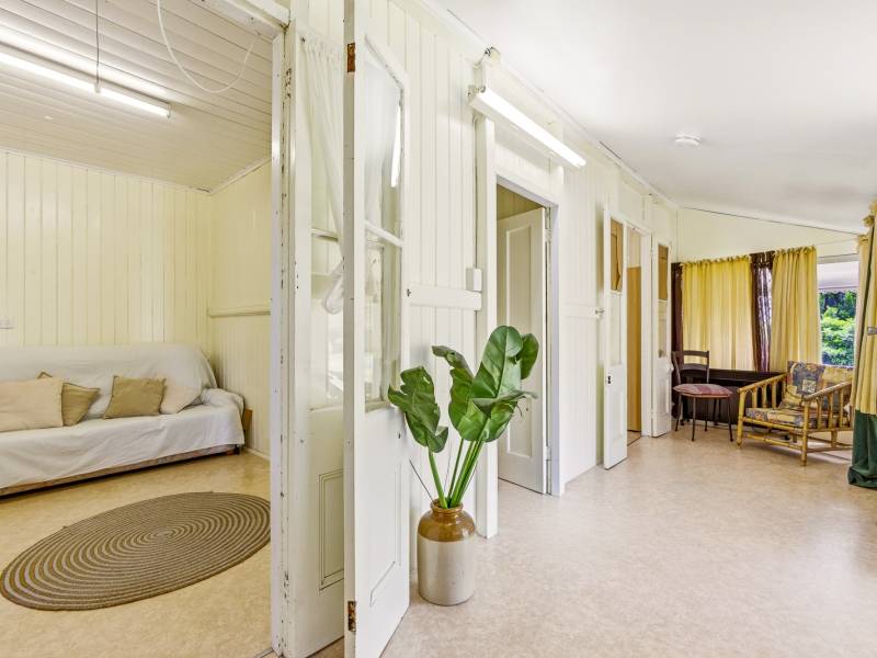 27 Moreton Street, Toogoom, QLD 4655