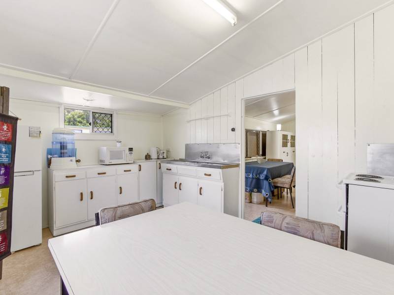 27 Moreton Street, Toogoom, QLD 4655