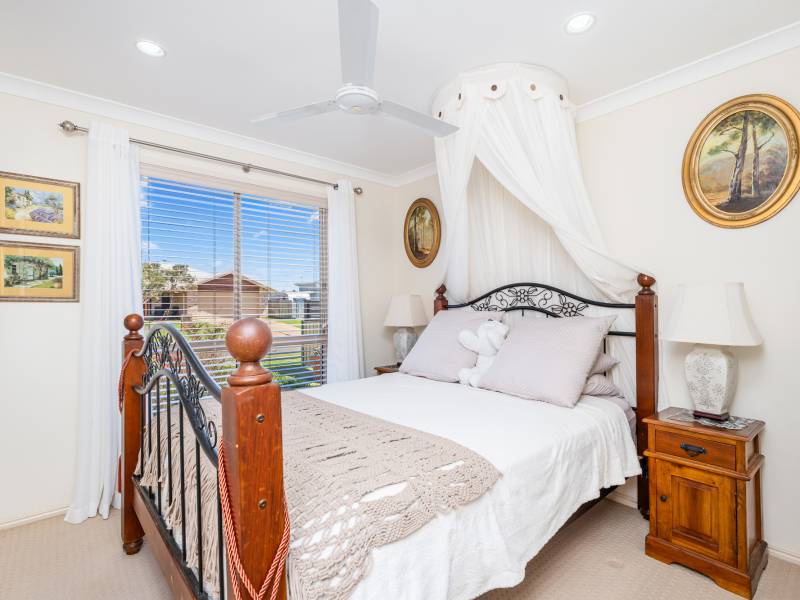 33 Louise Drive, Burrum Heads, QLD 4659