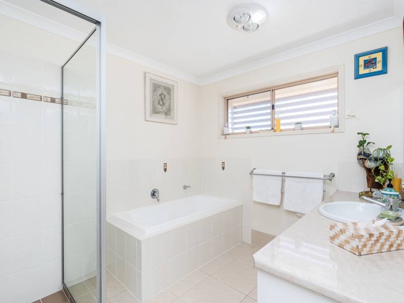 33 Louise Drive, Burrum Heads, QLD 4659