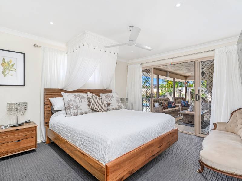 33 Louise Drive, Burrum Heads, QLD 4659