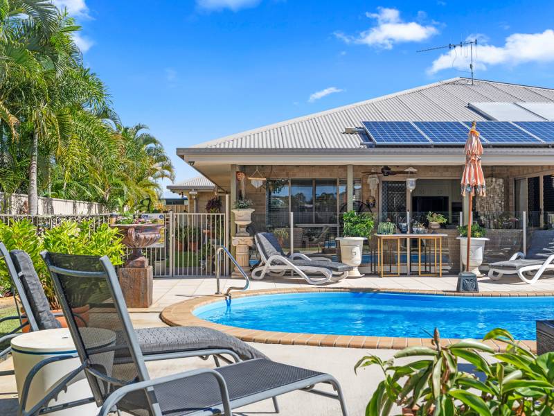 33 Louise Drive, Burrum Heads, QLD 4659