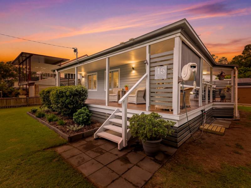 15 Kingfisher Parade, Toogoom, QLD 4655