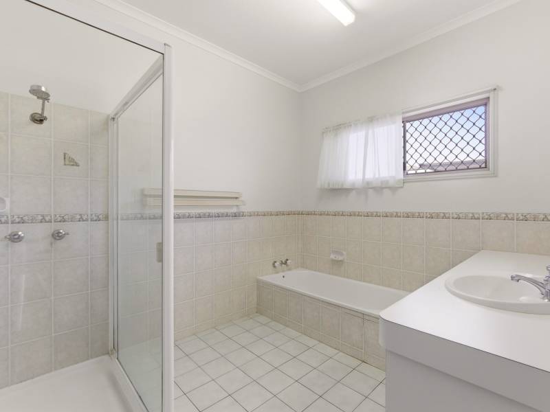 20 Moreton Street, Toogoom, QLD 4655