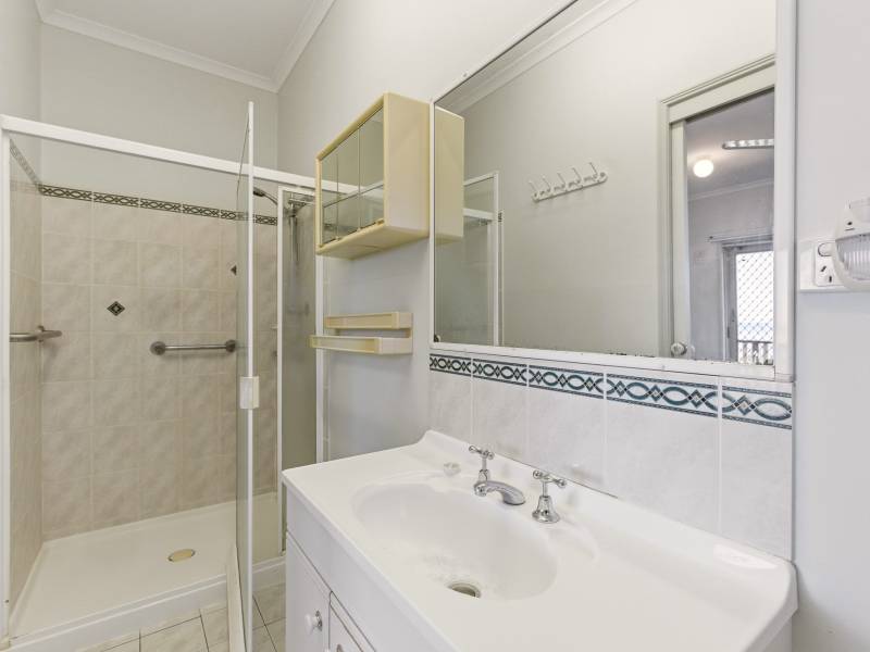 20 Moreton Street, Toogoom, QLD 4655