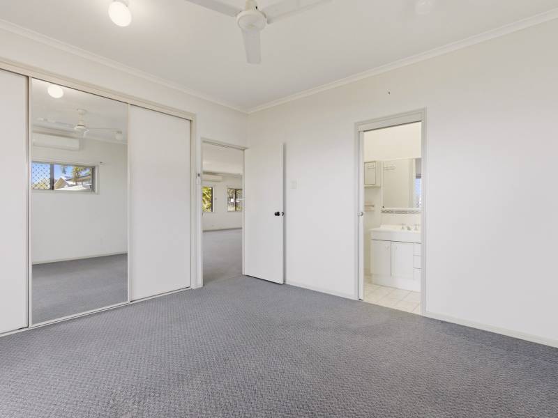 20 Moreton Street, Toogoom, QLD 4655