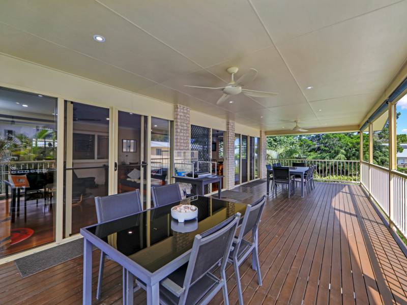 12 Moreton Street, TOOGOOM, QLD 4655 AUS