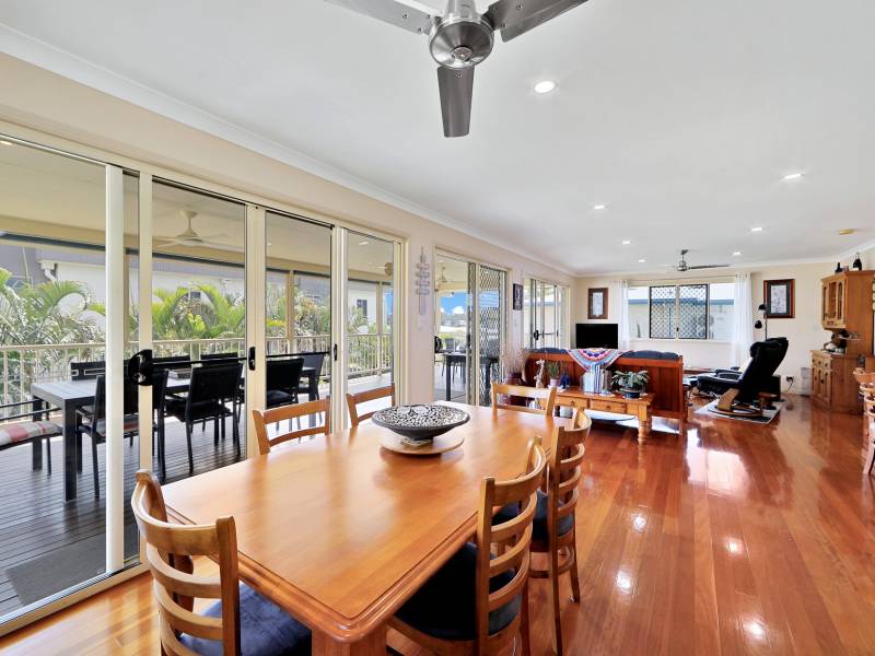 12 Moreton Street, TOOGOOM, QLD 4655 AUS