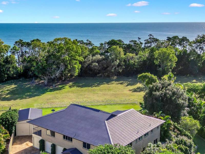 30 Pandanus Dr, DUNDOWRAN BEACH, QLD 4655 AUS