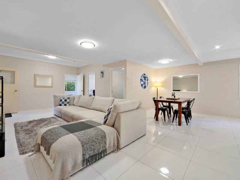 30 Pandanus Dr, DUNDOWRAN BEACH, QLD 4655 AUS