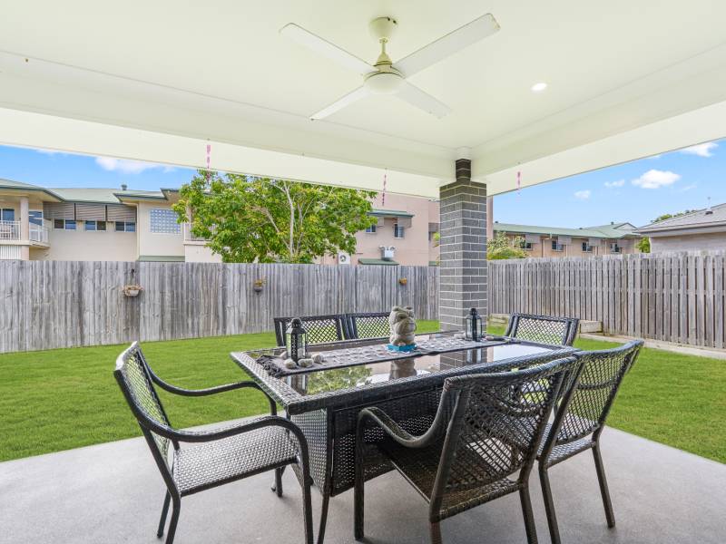13 Waugh Street, URANGAN, QLD 4655 AUS