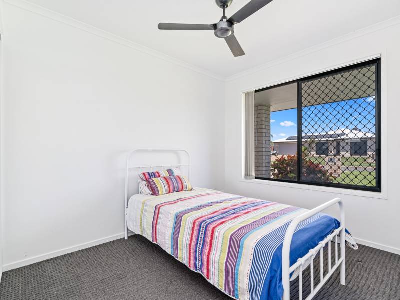 34 Fraser Waters Parade, TOOGOOM, QLD 4655 AUS