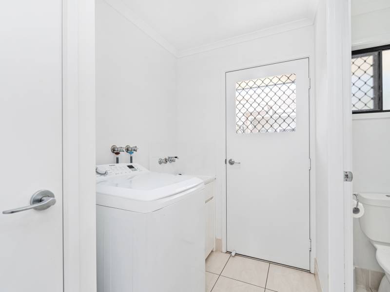 34 Fraser Waters Parade, TOOGOOM, QLD 4655 AUS