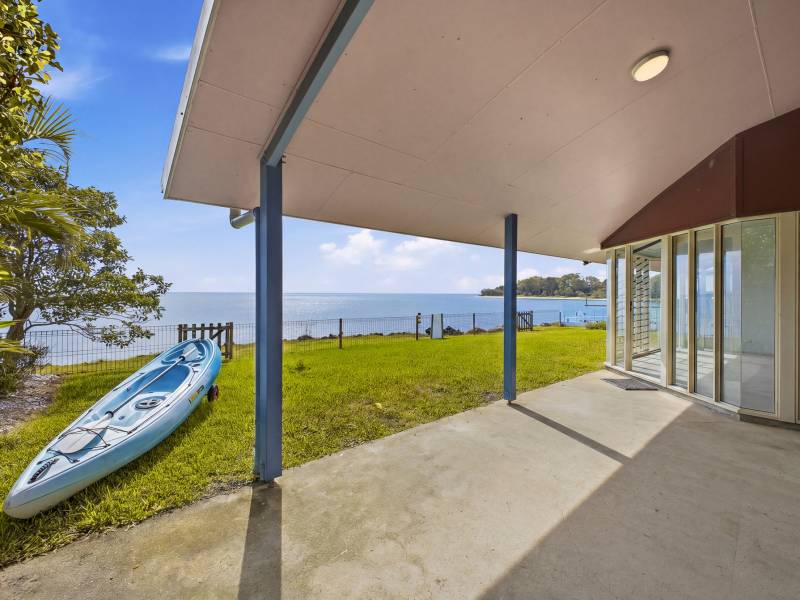 34 Moreton, Toogoom, QLD 4655 AUS