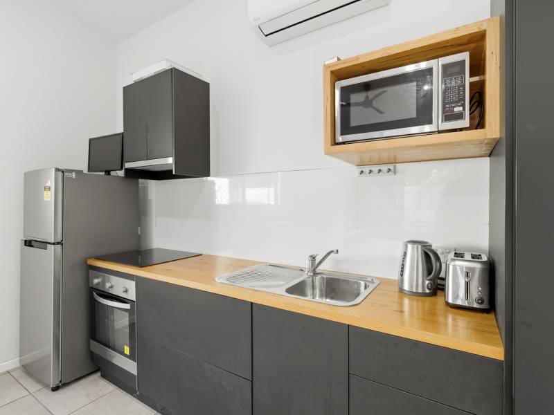 67 Moreton, Toogoom,  4665