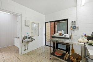 67 Moreton, Toogoom,  4665
