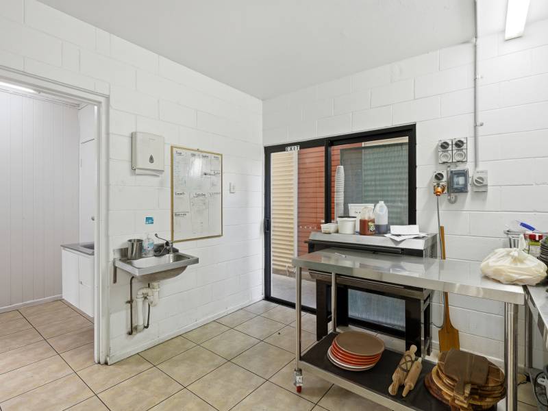 67 Moreton, Toogoom,  4665