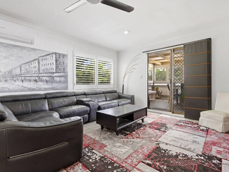 67 Moreton, Toogoom,  4665