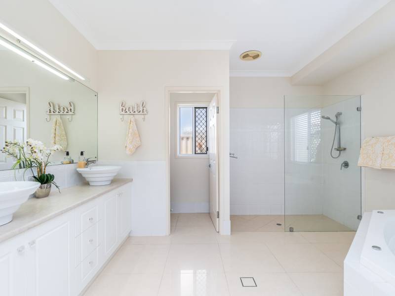 7 Pilbara Way, BURRUM HEADS, QLD 4659 AUS