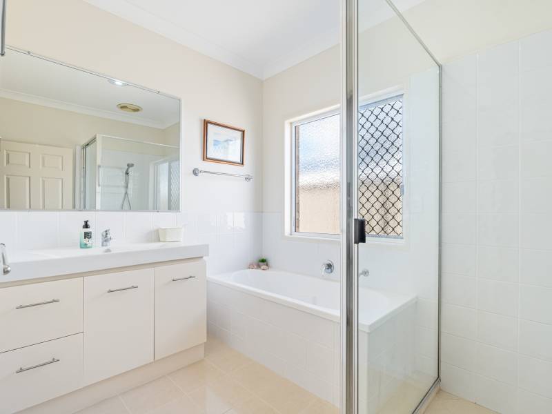 7 Pilbara Way, BURRUM HEADS, QLD 4659 AUS
