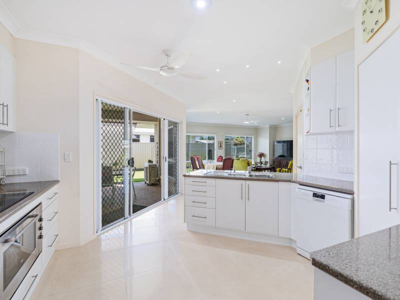 7 Pilbara Way, BURRUM HEADS, QLD 4659 AUS