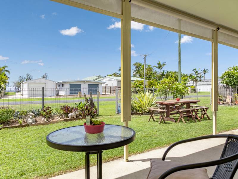 27 Moreton Street, TOOGOOM, QLD 4655 AUS