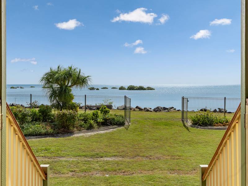 20 Moreton Street, TOOGOOM, QLD 4655 AUS