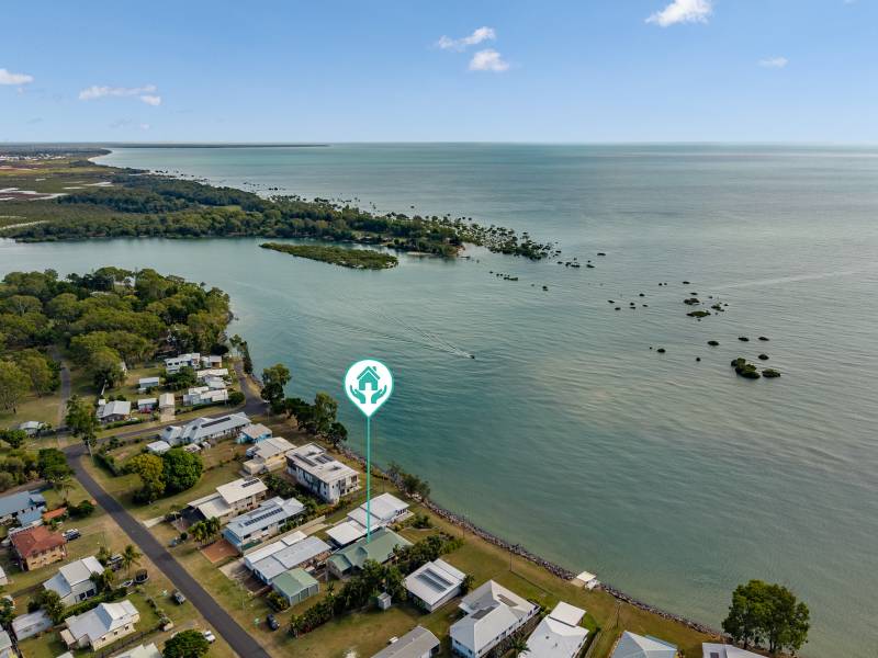 20 Moreton Street, TOOGOOM, QLD 4655 AUS