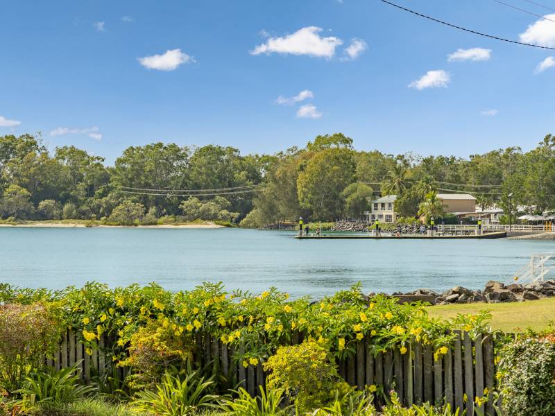 20 Moreton Street, TOOGOOM, QLD 4655 AUS