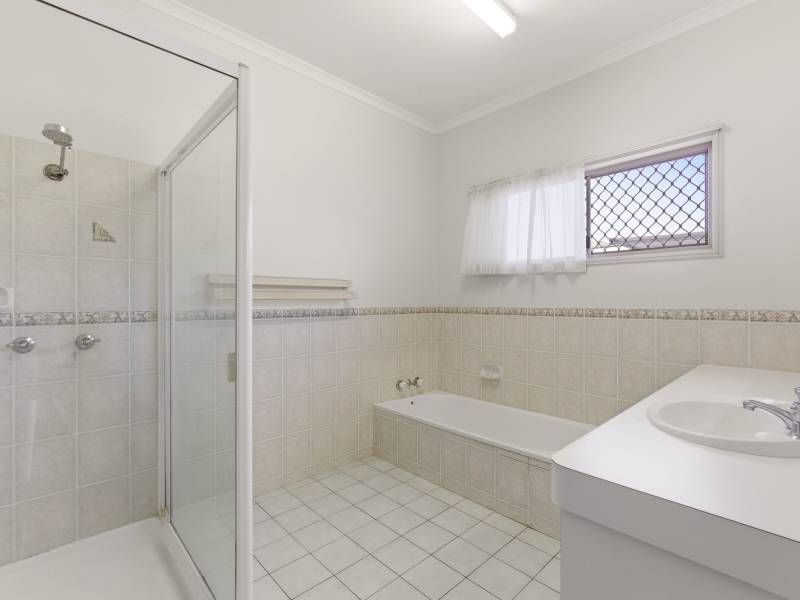 20 Moreton Street, TOOGOOM, QLD 4655 AUS