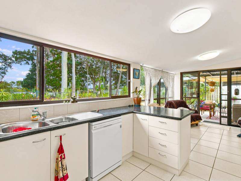 13 Moreton Street, TOOGOOM, QLD 4655 AUS