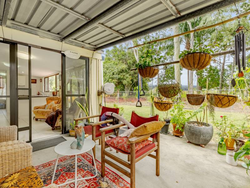 13 Moreton Street, TOOGOOM, QLD 4655 AUS