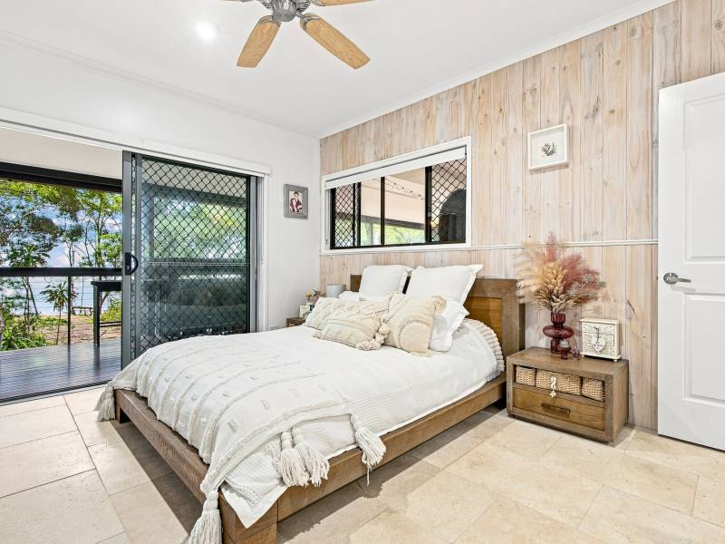 13 Moreton Street, TOOGOOM, QLD 4655 AUS